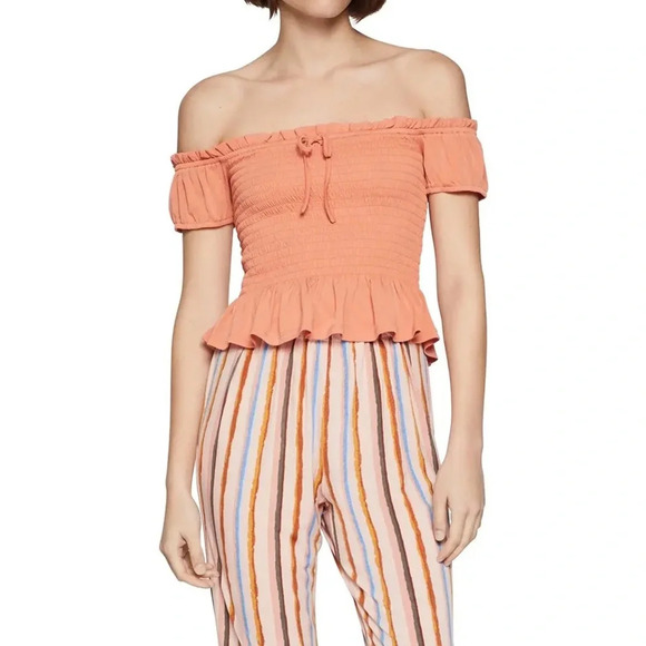 BCBGeneration NWT Papaya Off the Shoulder Smock Cropped Peplum Top Small Women’s - Picture 1 of 11